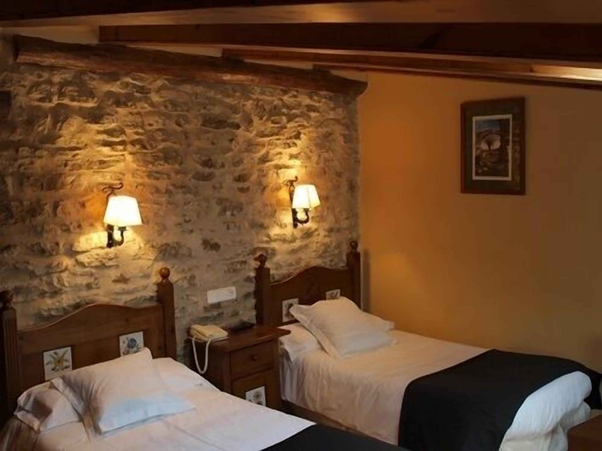 Hotel La Vega Alcalá de la Selva Dış mekan fotoğraf