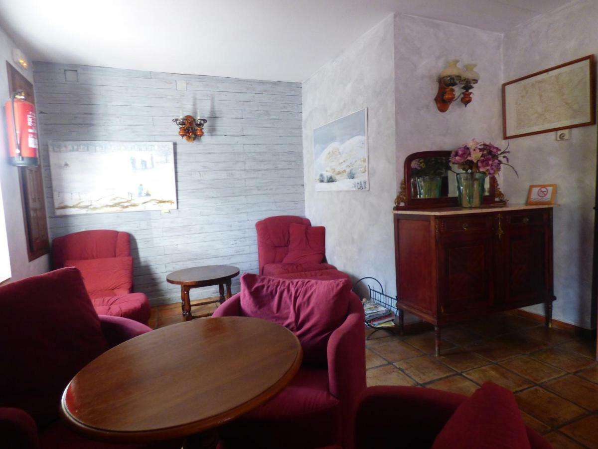 Hotel La Vega Alcalá de la Selva Dış mekan fotoğraf